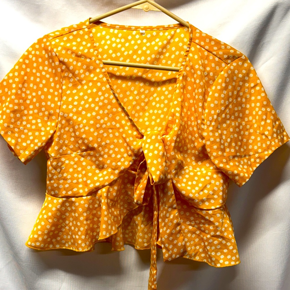 SHEIN NWOT Floral Yellow Tie-Front Women's Top